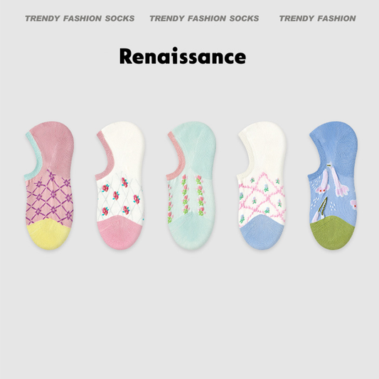 Renaissance Collection Women Socks 5 Pairs Bundle Comics Candy Puppy Print Ins Trend Crew Socks