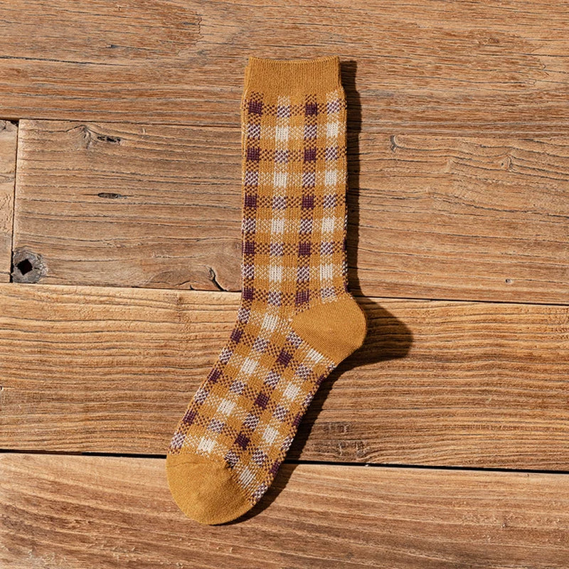 1 Pair Women Socks Spring Autumn Retro Style Cotton Socks Women Men Couple Socks Plaid Pattern Green Orange Colorful Socks