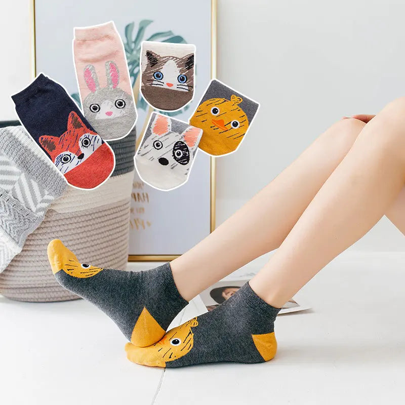 5Pairs/Lot New Fashion Cartoon Women Socks Korea Cat Socks Colorful Socks Casual Cotton Harajuku Happy Socks for Christmas