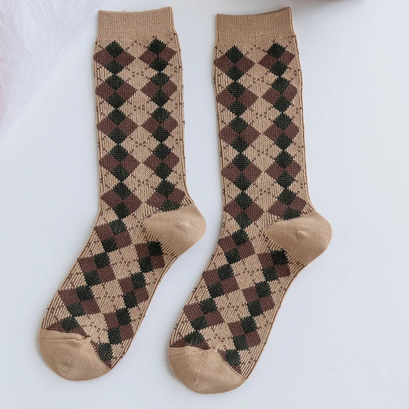 1 Pair Women Socks Spring Autumn Retro Style Men Couple Cotton Socks Flower Stripe Plaid Pattern Solid Colorful Socks