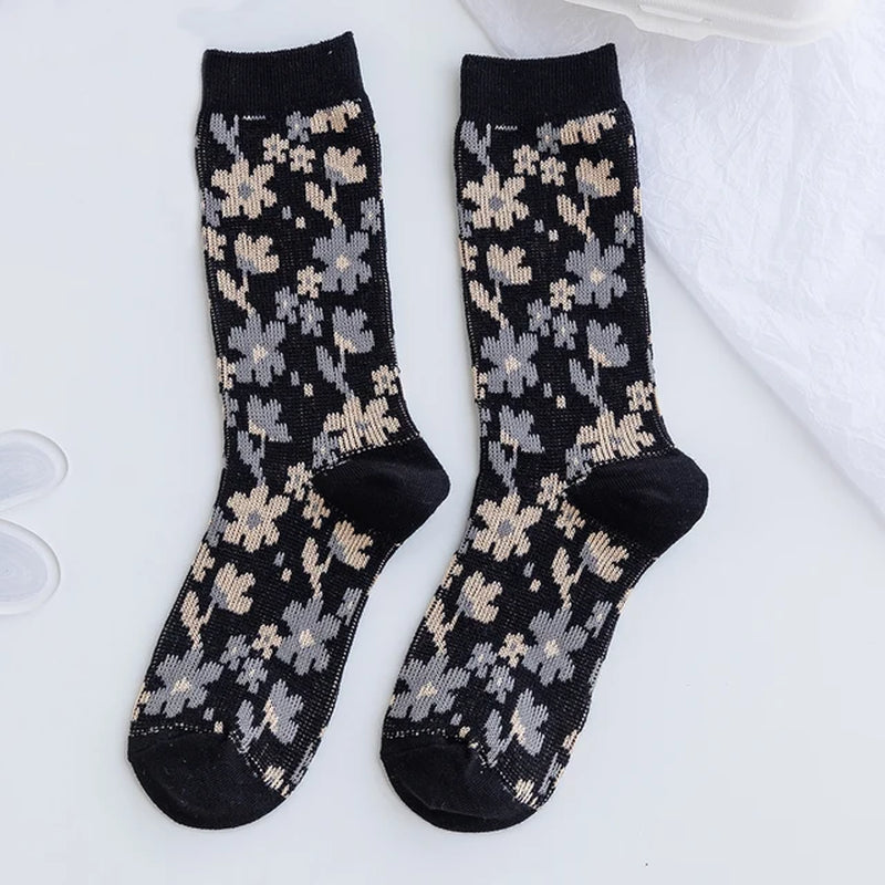 1 Pair Women Socks Spring Autumn Retro Style Men Couple Cotton Socks Flower Stripe Plaid Pattern Solid Colorful Socks