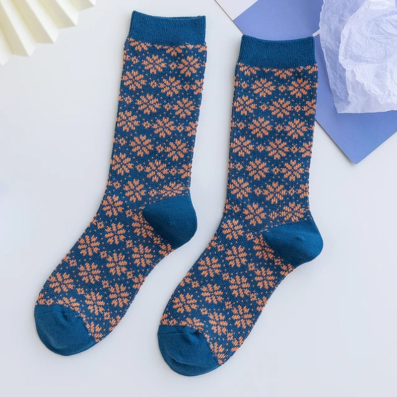 1 Pair Women Socks Spring Autumn Retro Style Men Couple Cotton Socks Flower Stripe Plaid Pattern Solid Colorful Socks